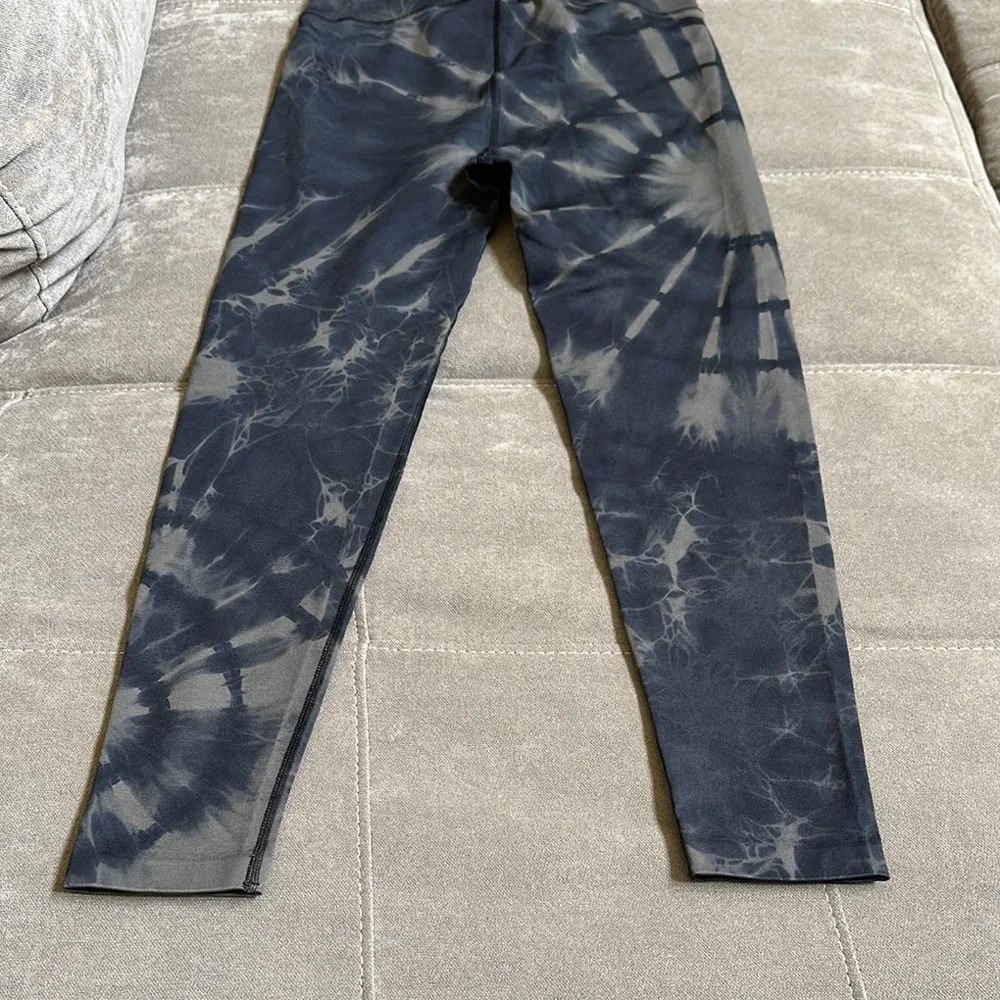 Aerie Kids Charcoal Tie-Dye Leggings